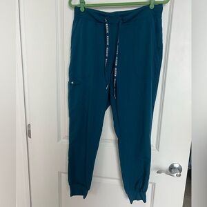 Med Couture Touch Jogger Scrub pant - Caribbean Blue - size M